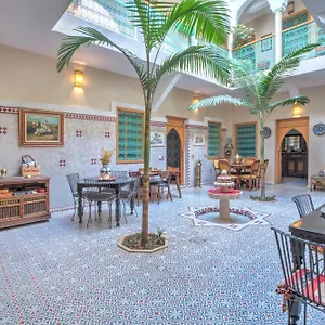 Inaka رياد